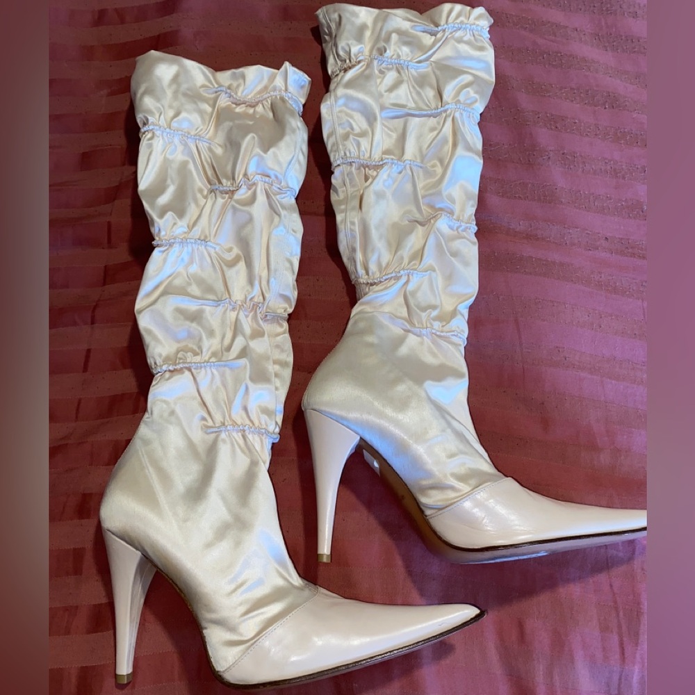 Italian Leather Ruched Boots - Picture 6 of 7